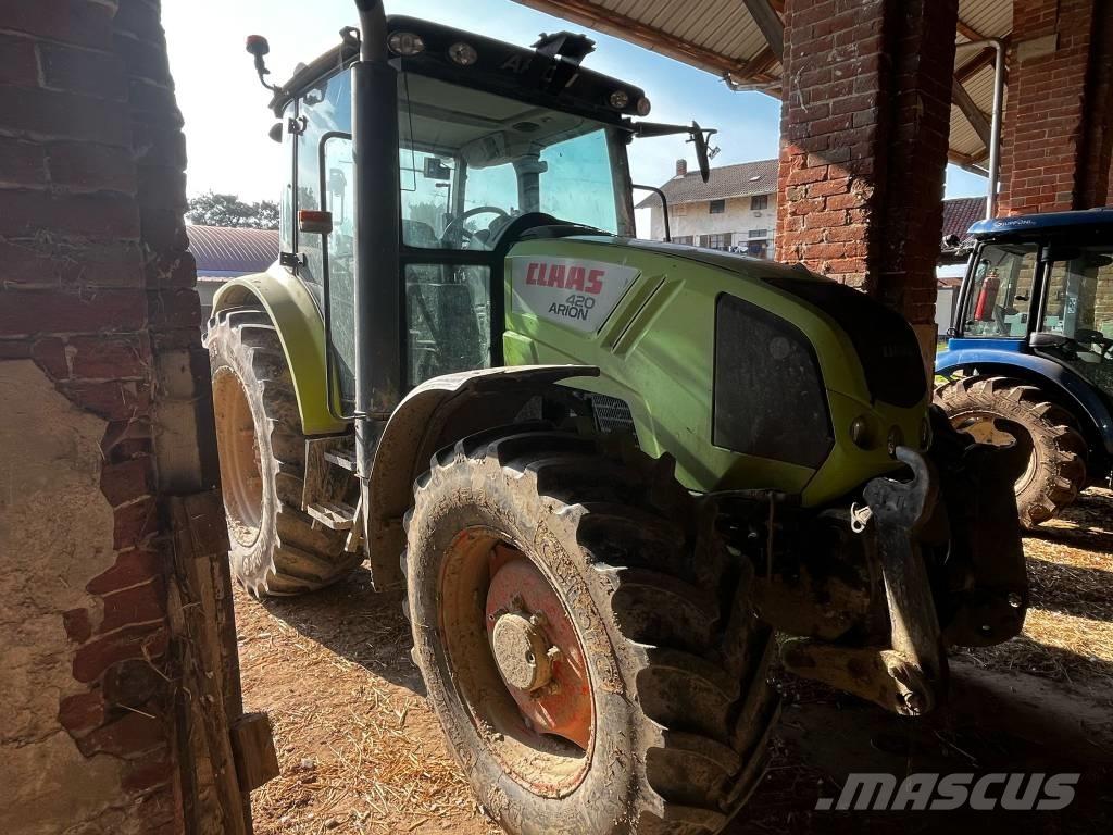 CLAAS Arion 420 Tractoare