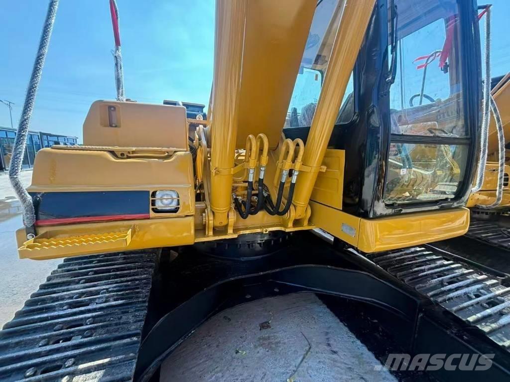 CAT 320 B L Excavatoare pe șenile
