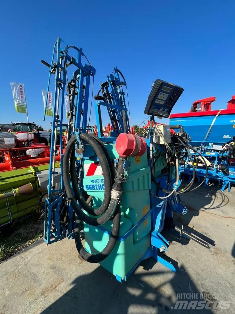 Berthoud Force 1000 Tractoare agricole sprayers