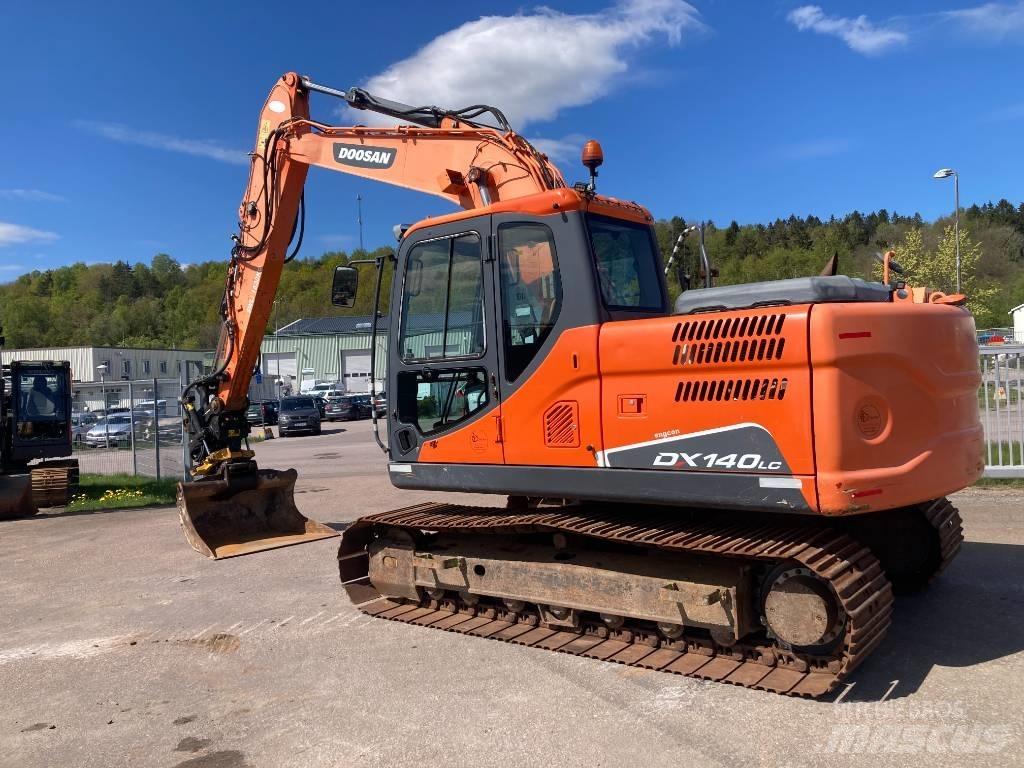 Doosan DX 140 LC Excavatoare pe șenile
