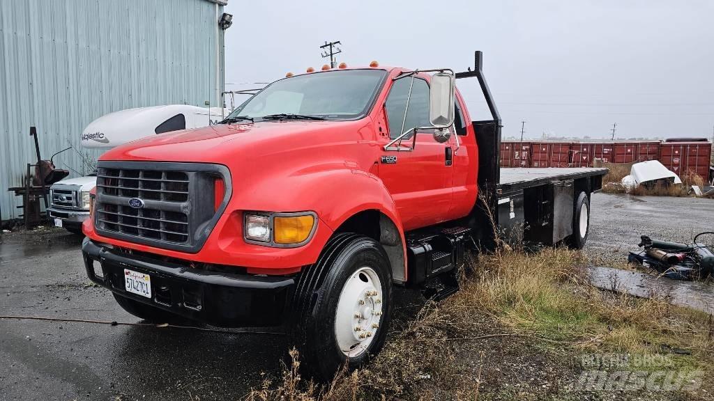 Ford F650 Camioane platforma/prelata
