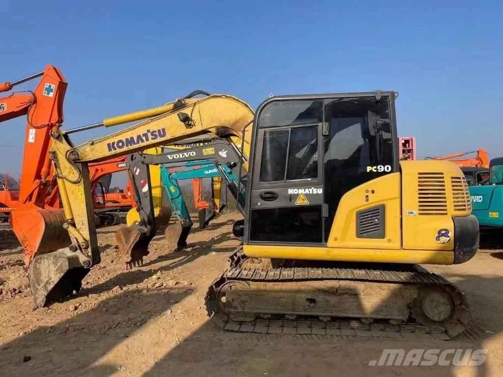 Komatsu PC 70-8 Excavatoare pe șenile
