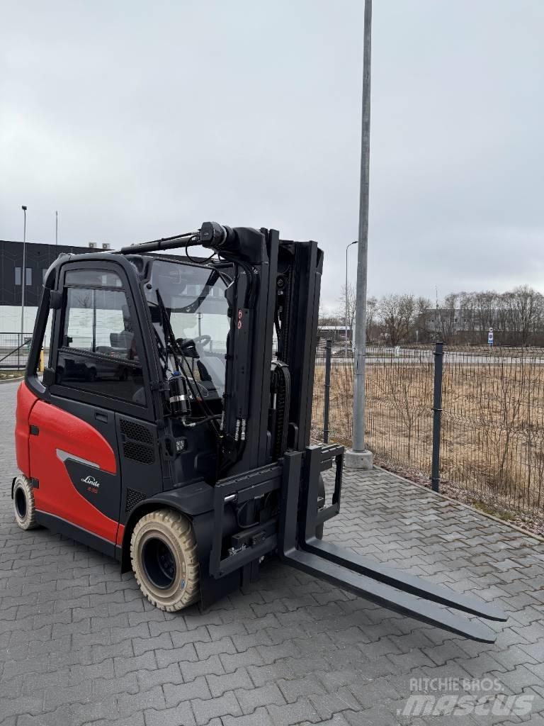 Linde E35HL/1252-01 Stivuitor electric