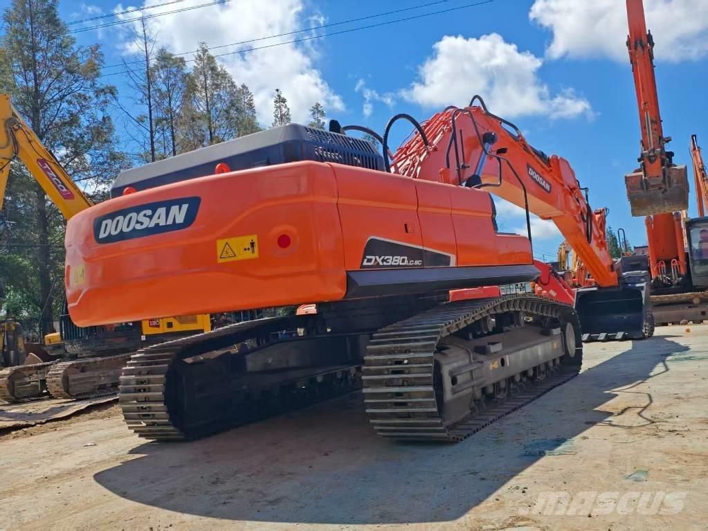 Doosan DX380LC-9 Excavator amfibiu