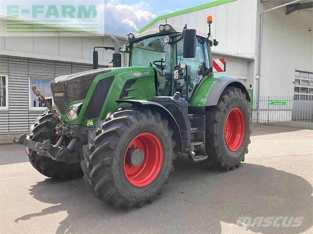 Fendt 828 vario Tractoare