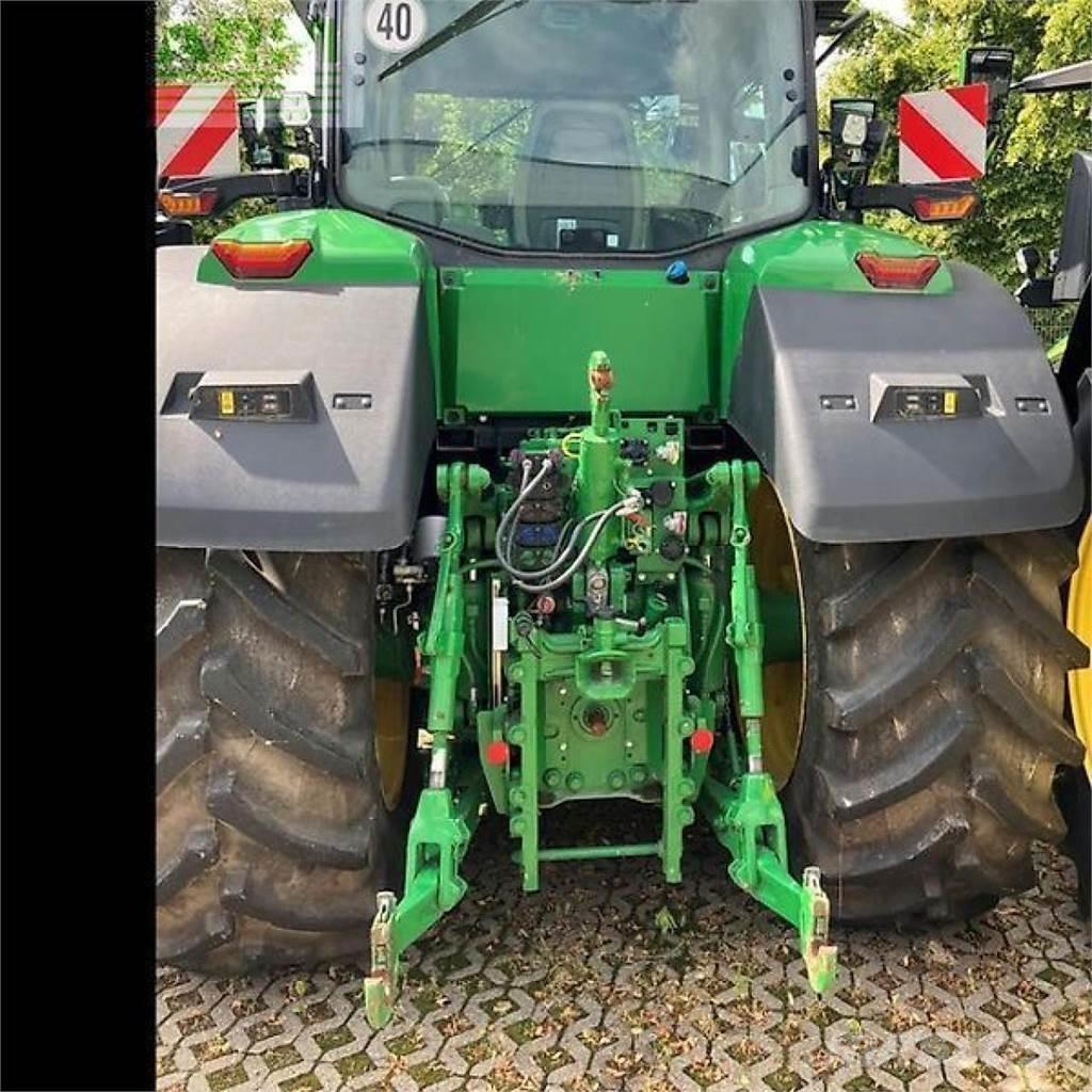 John Deere 7r 330 Tractoare