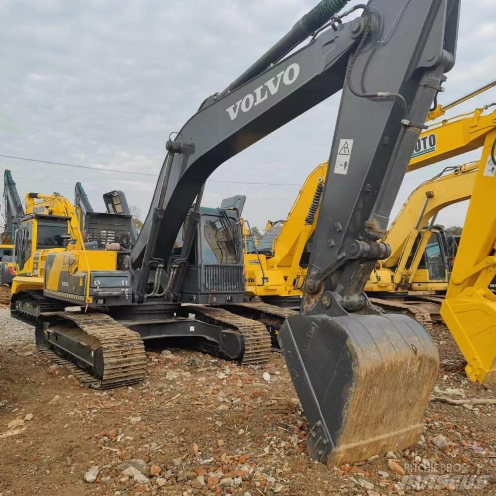 Volvo EC 240 Excavatoare pe șenile
