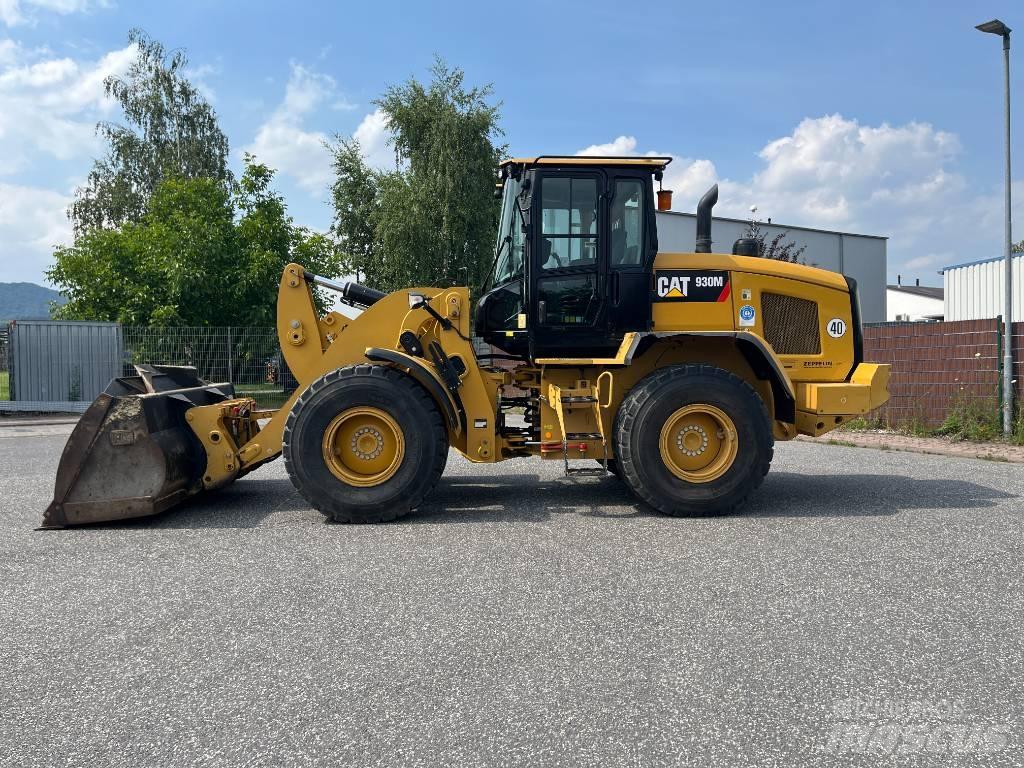 CAT 930M Incarcator pe pneuri