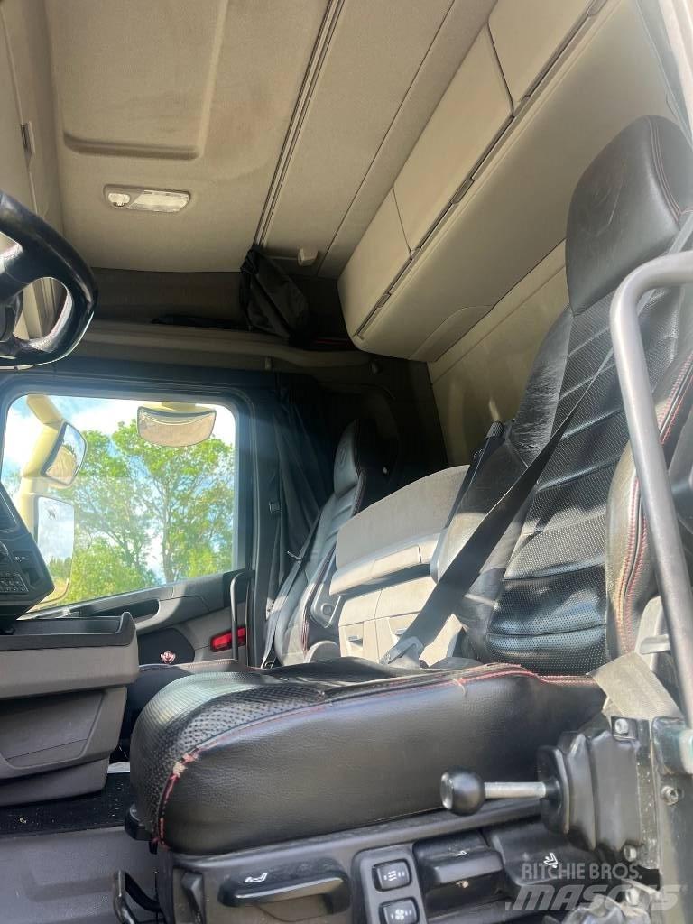 Scania R 520 Tridem Camioane cu macara