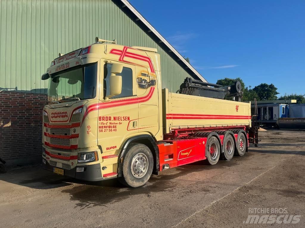 Scania R 520 Tridem Camioane cu macara