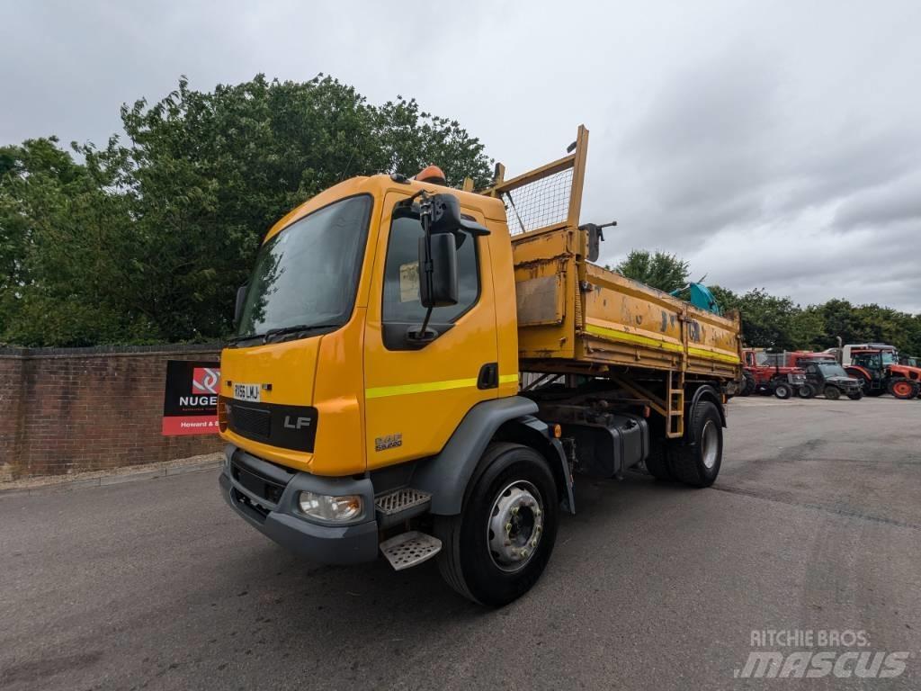 DAF LF 55.220 Autobasculanta