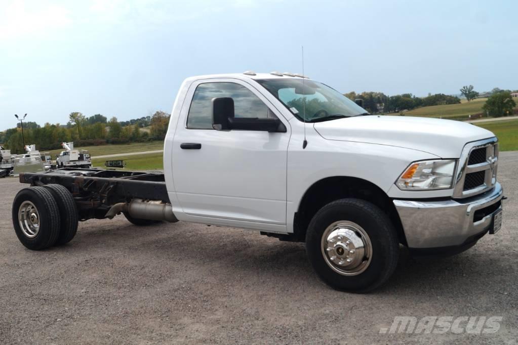 RAM 3500 TRADESMAN Camion cabina sasiu