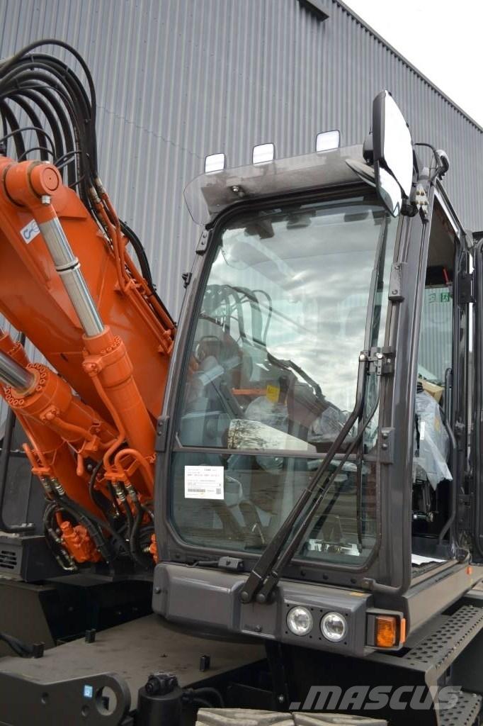 Hitachi ZX135W-7 Excavatoare cu roti