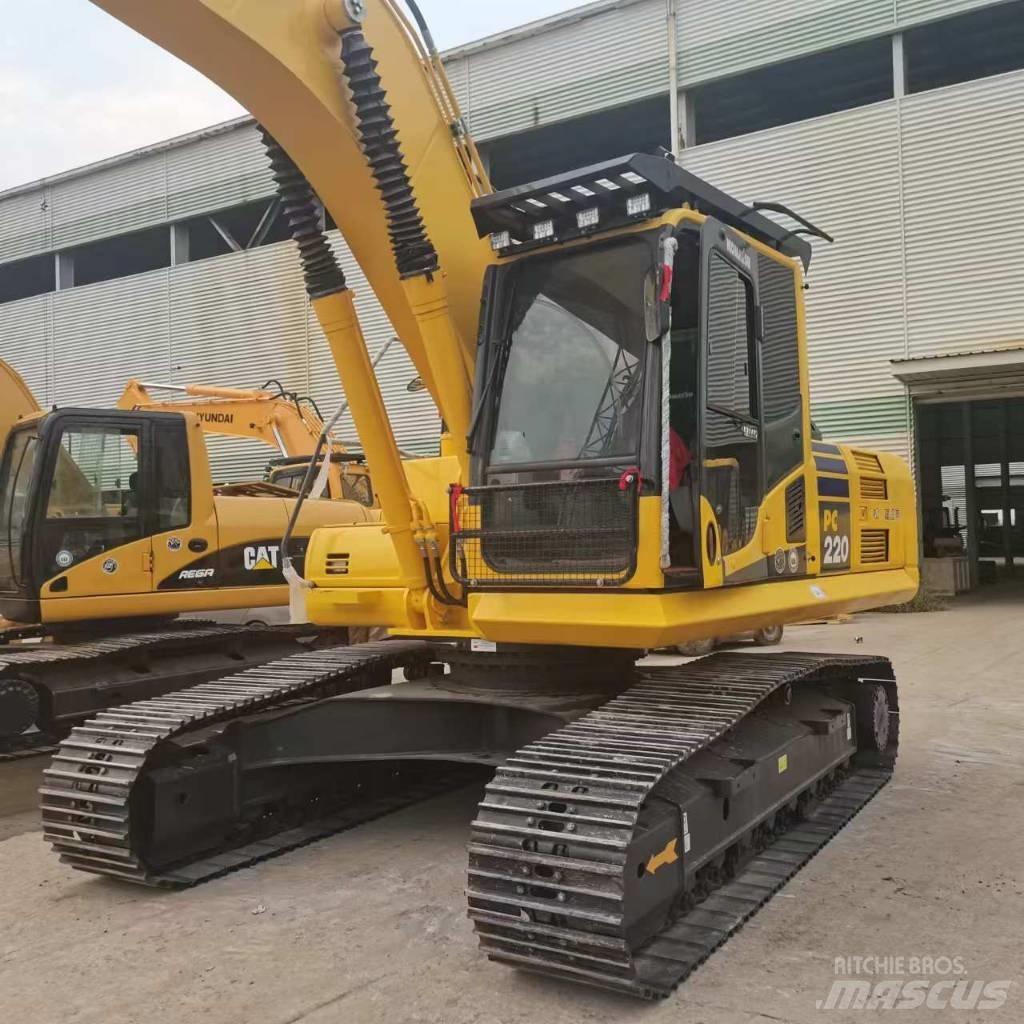 Komatsu PC 220-8 Excavatoare pe șenile

