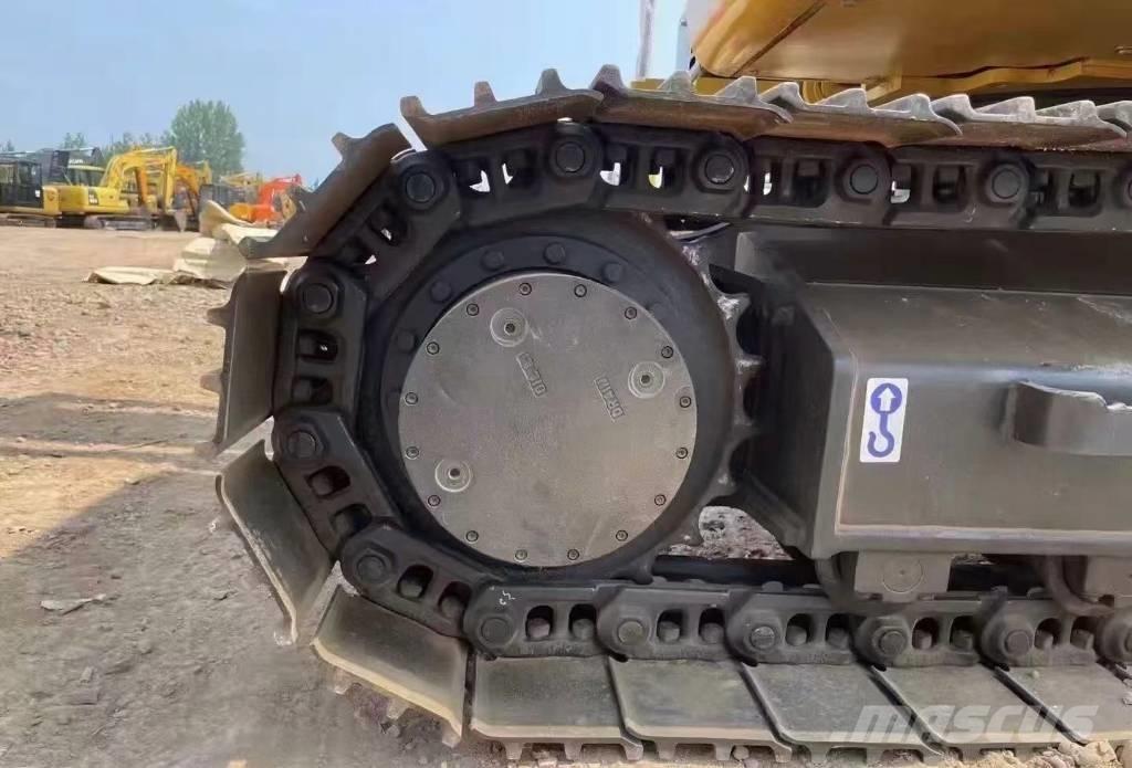 CAT 312 Excavatoare pe șenile
