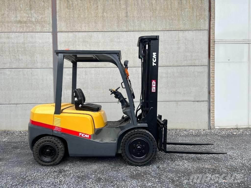 TCM FD30T3 Stivuitor diesel