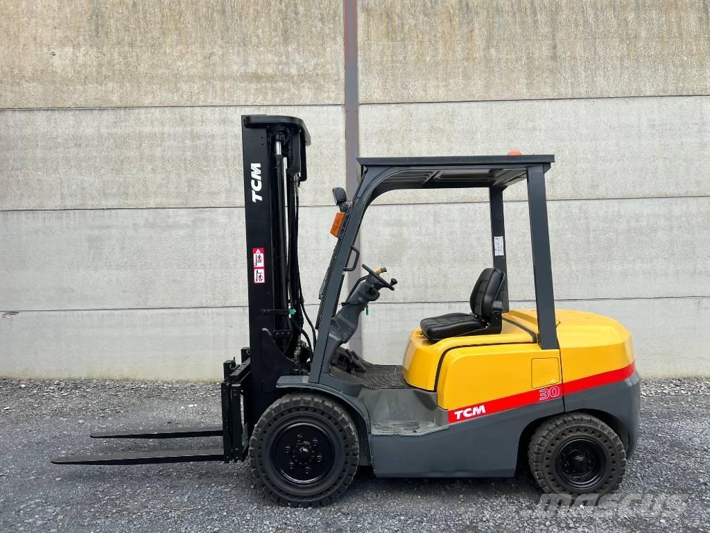 TCM FD30T3 Stivuitor diesel
