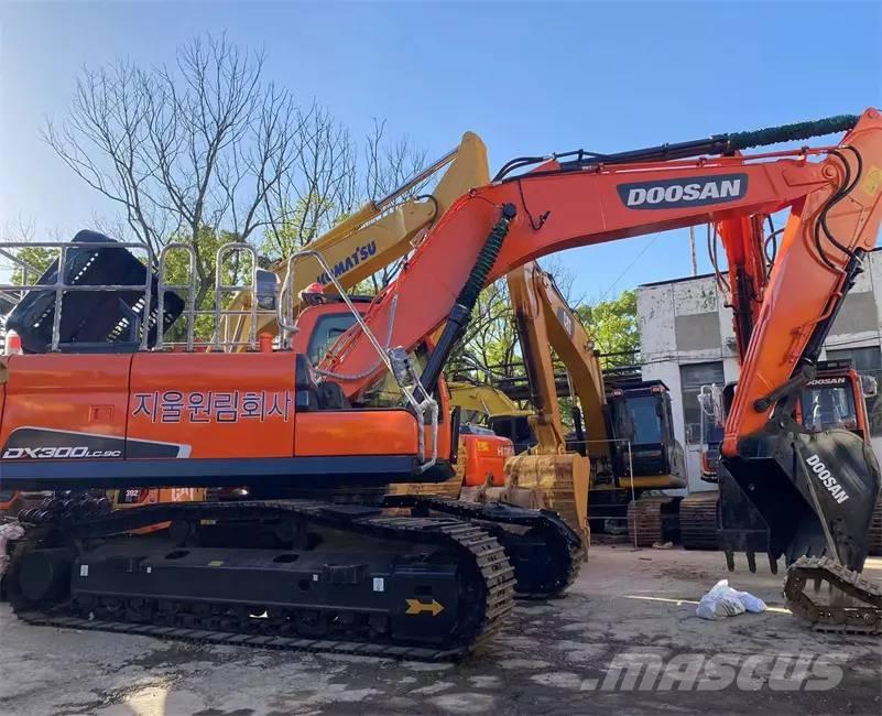 Doosan DX300LC-9C Excavatoare pe șenile

