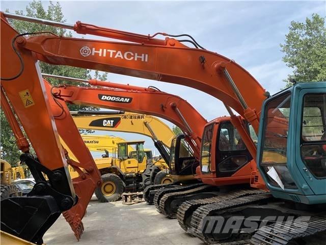 Hitachi EX200-3 Excavatoare pe șenile
