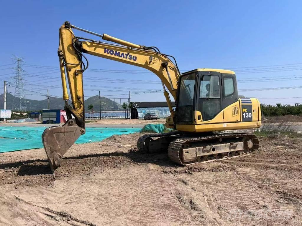 Komatsu PC 130 Excavatoare pe șenile
