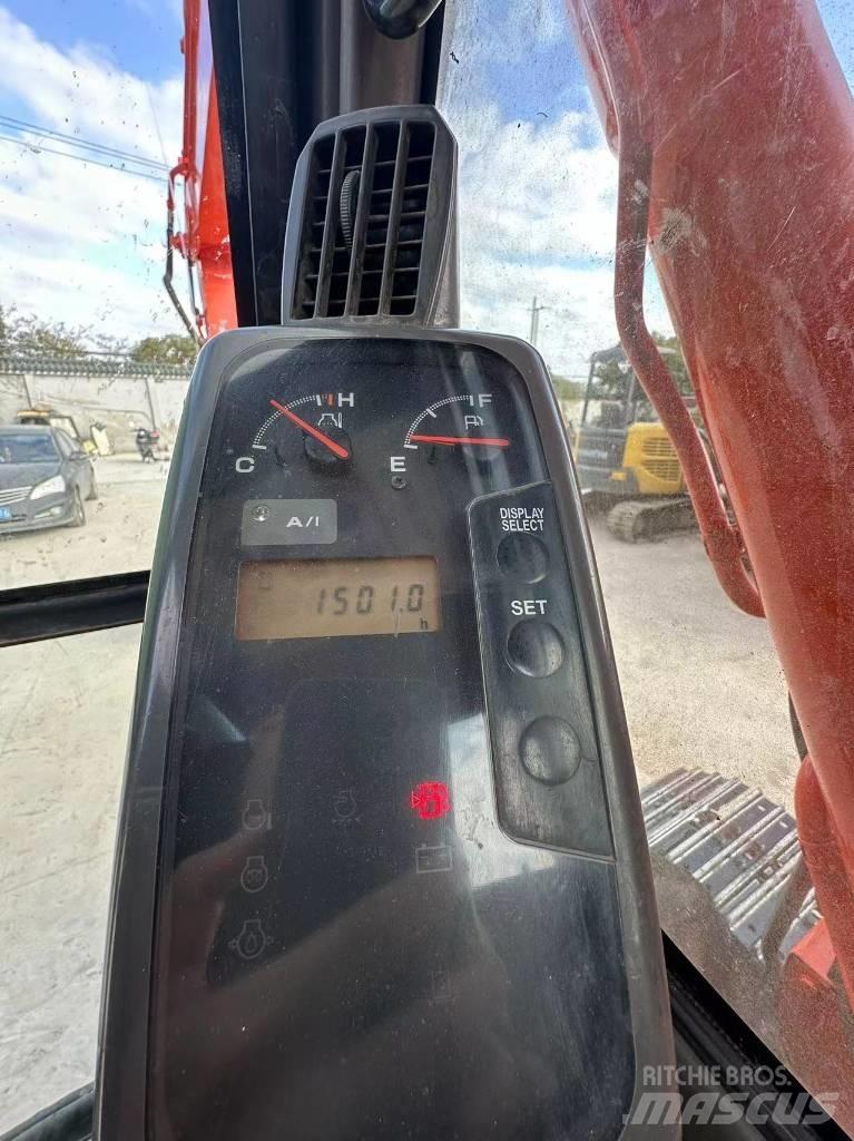 Hitachi ZX75US Mini excavatoare < 7t