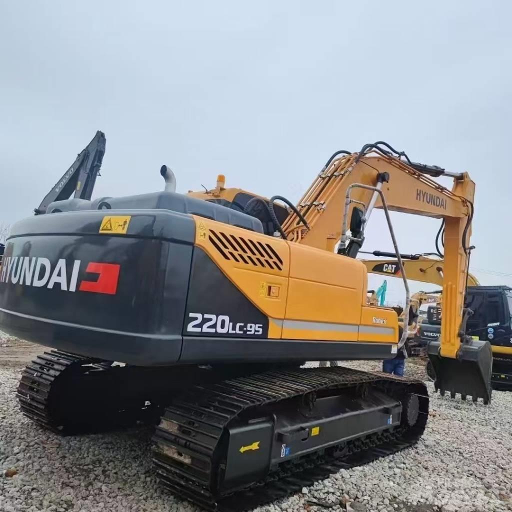 Hyundai 220-9S Excavatoare pe șenile
