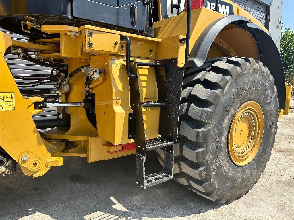 CAT 980M Incarcator pe pneuri