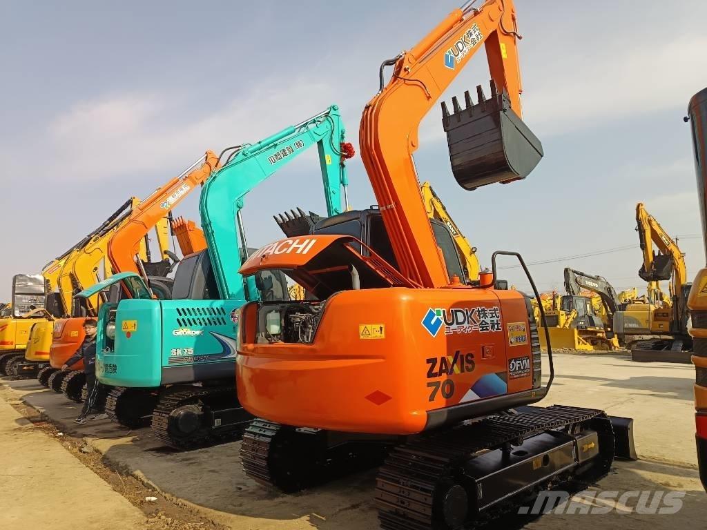 Hitachi ZX 70 Excavatoare 7t - 12t