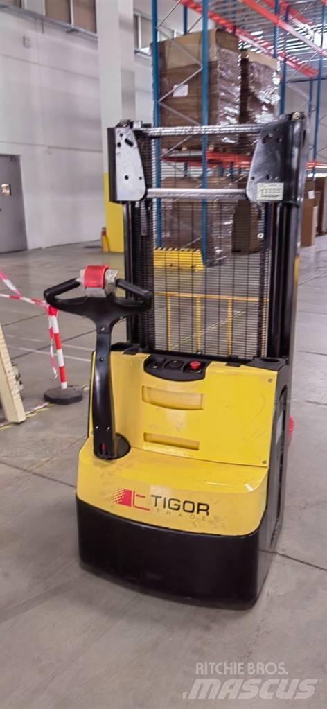 Hyster S 1.2 Transpaleta manuala