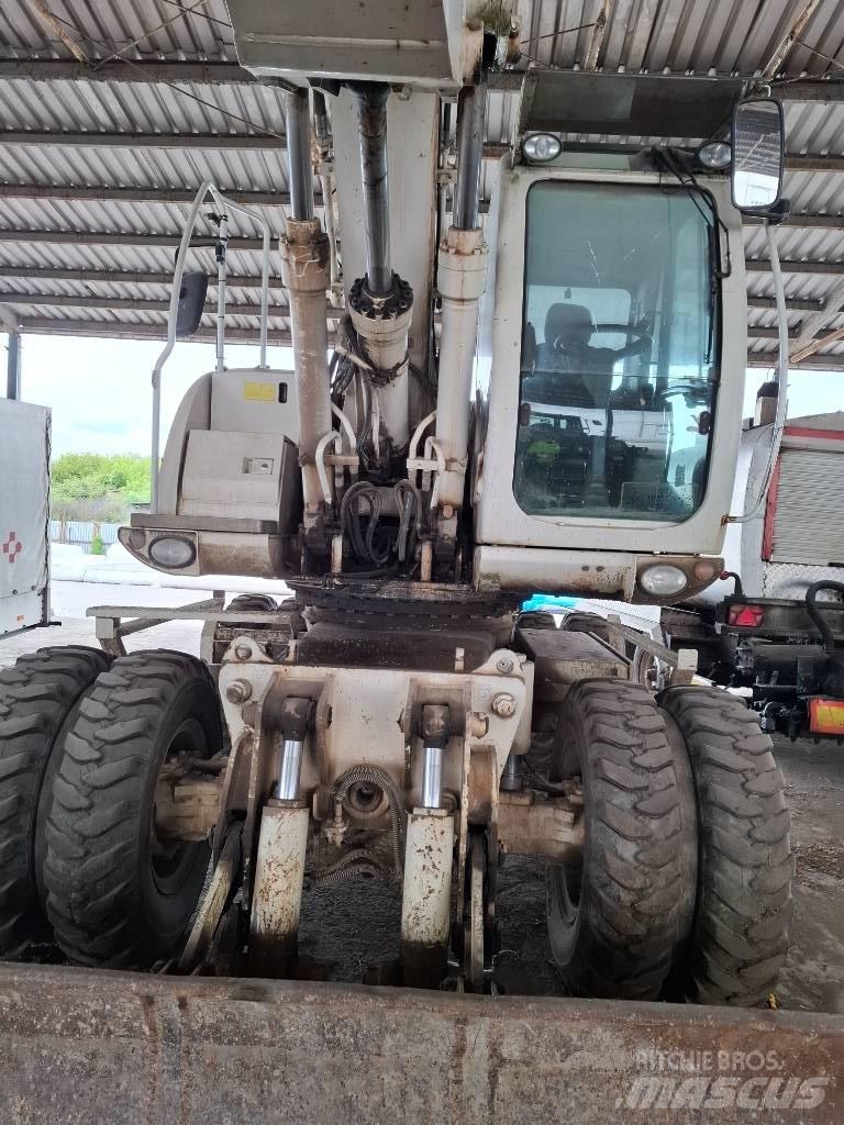 JCB JCB JS 175W Excavatoare cu roti