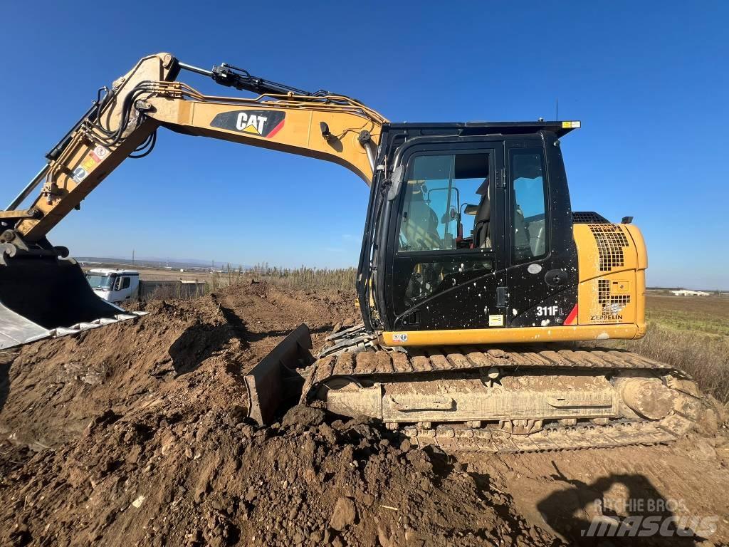 CAT 311 FL Excavatoare pe șenile
