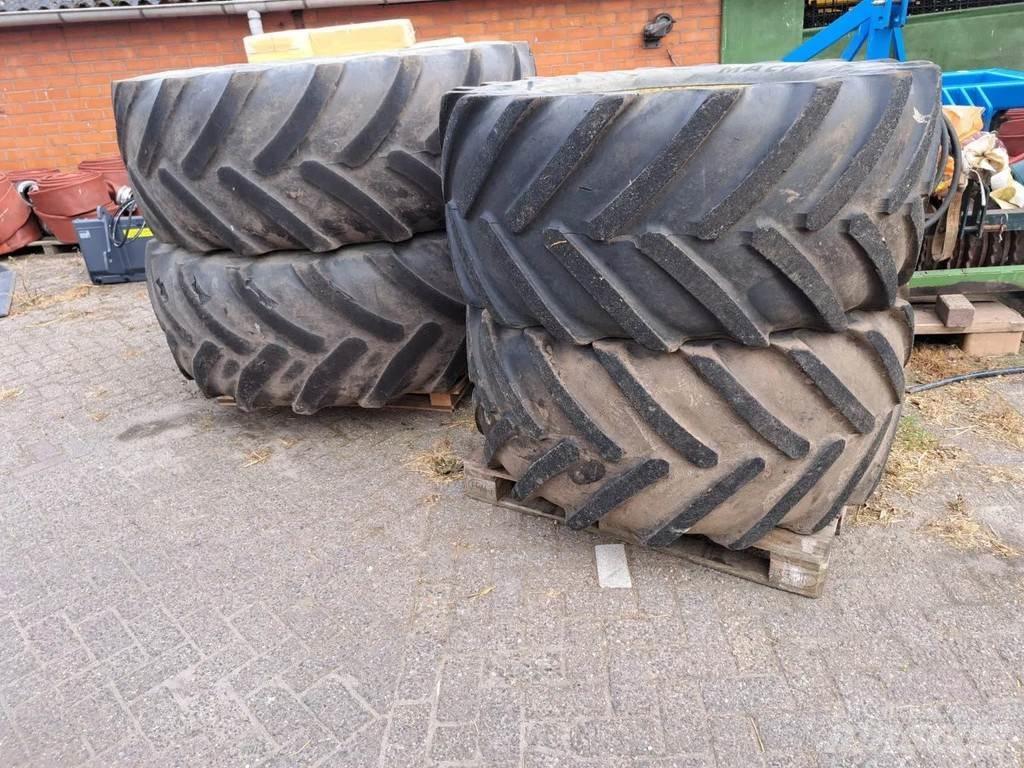 John Deere 7930 Tractoare
