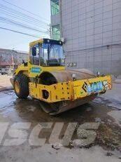 Bomag BW 220D-40 Cilindri compactori dubli