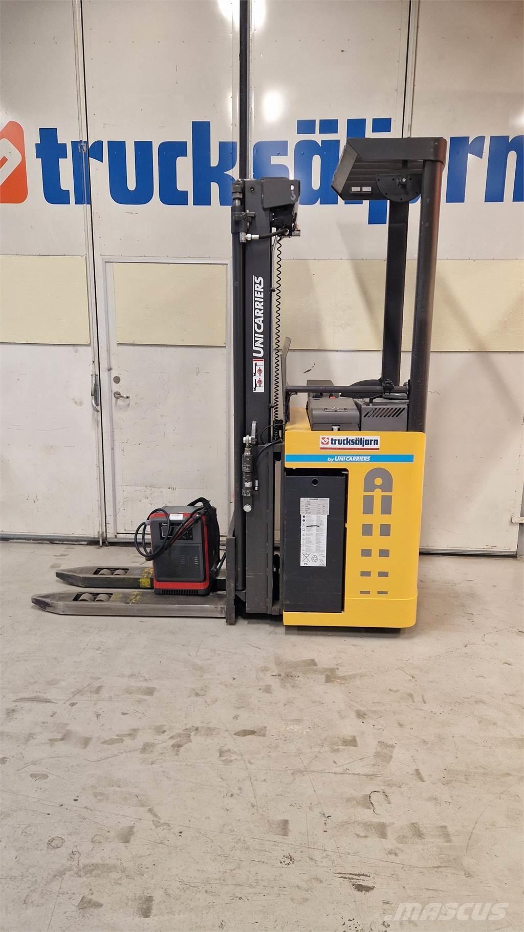 Atlet A160SDTFVHSN Transpaleta cu platforma