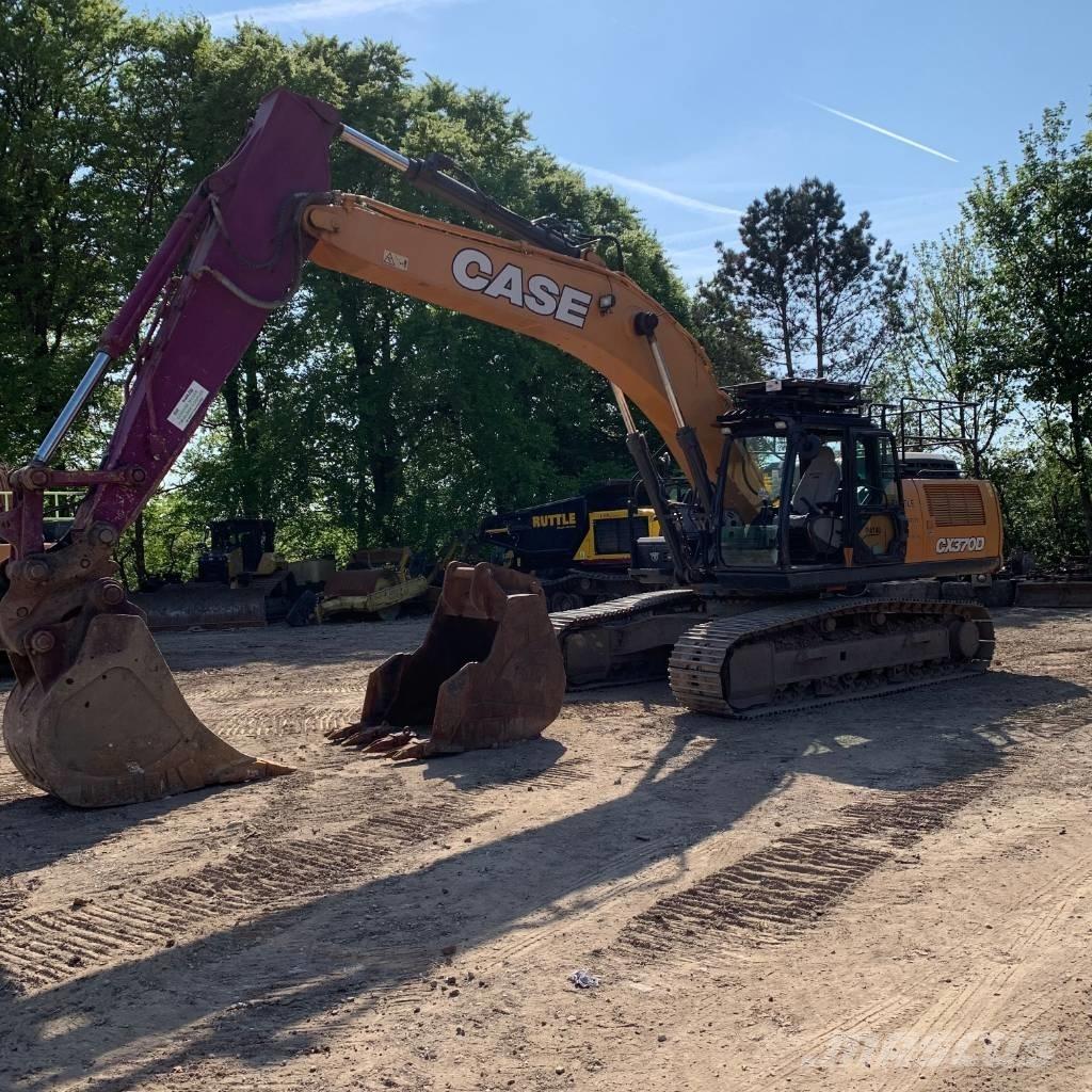 CASE CX 370 D Excavatoare pe șenile
