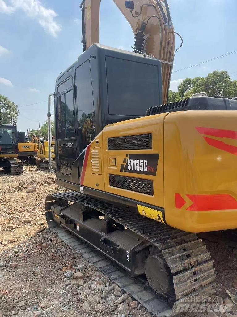 Sany SY 135 Excavatoare 7t - 12t