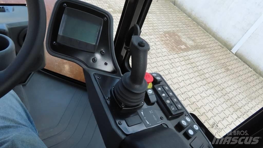 CAT CS 74 B Compactoare monocilindrice