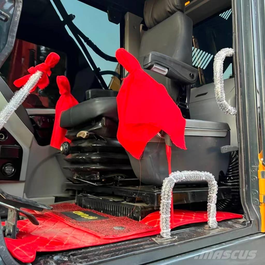 Hyundai R220LC-9S Excavatoare 7t - 12t