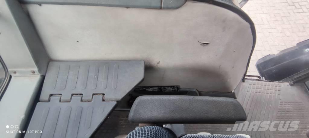 Valtra Valmet 6400 Tractoare