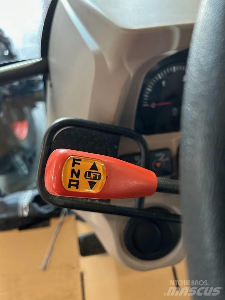 Kubota M 7040 DT Tractoare