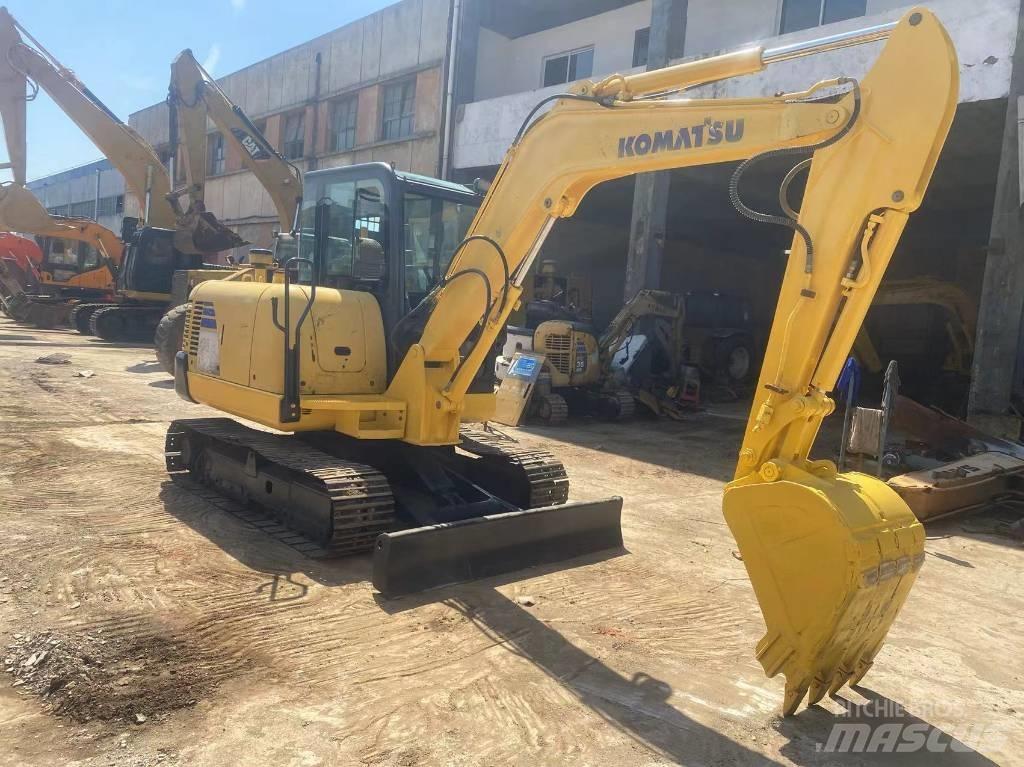 Komatsu PC56 Excavatoare pe șenile
