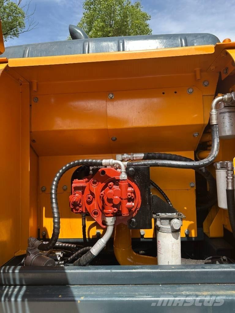 Hyundai HX220HD Excavatoare 7t - 12t