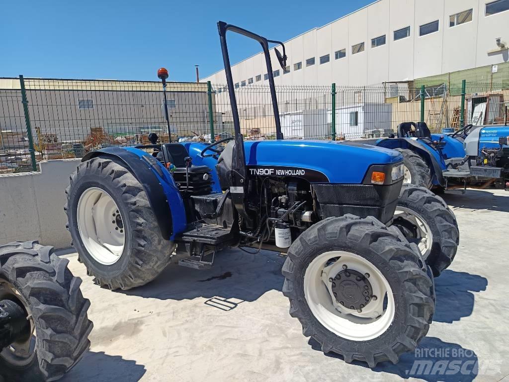 New Holland TN 90 F Tractoare