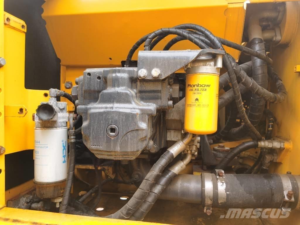 Komatsu PC 200-8 Excavatoare pe șenile
