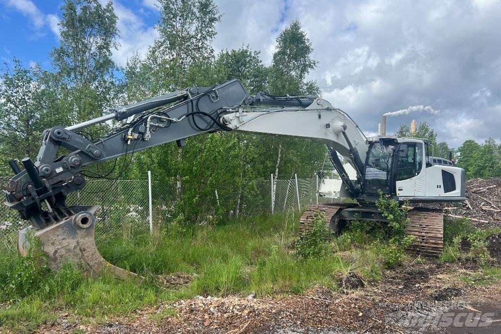Liebherr R 946 Excavatoare pe șenile
