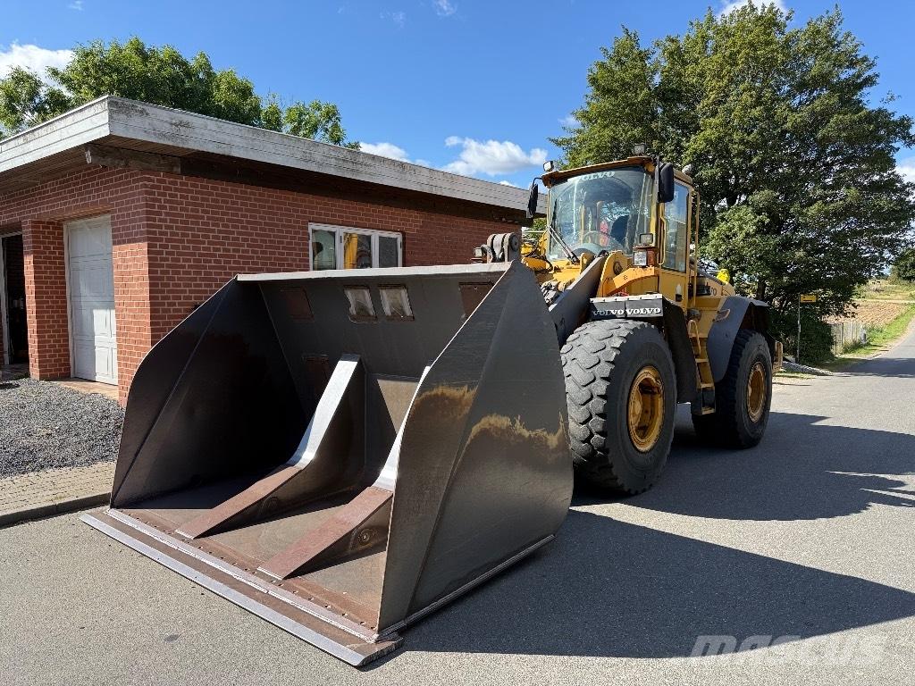 Volvo L 120 E Incarcator pe pneuri