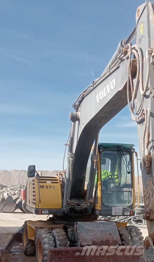 Volvo 180 Giratoria Excavatoare cu roti