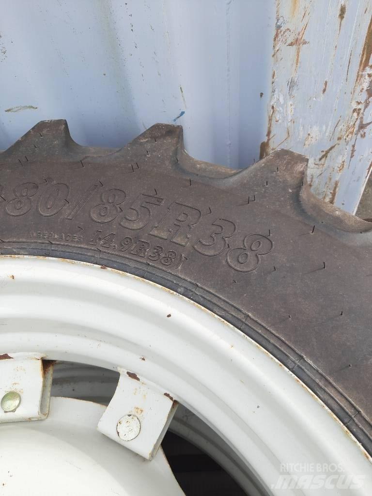 BKT 380/85R34 Alte accesorii tractor