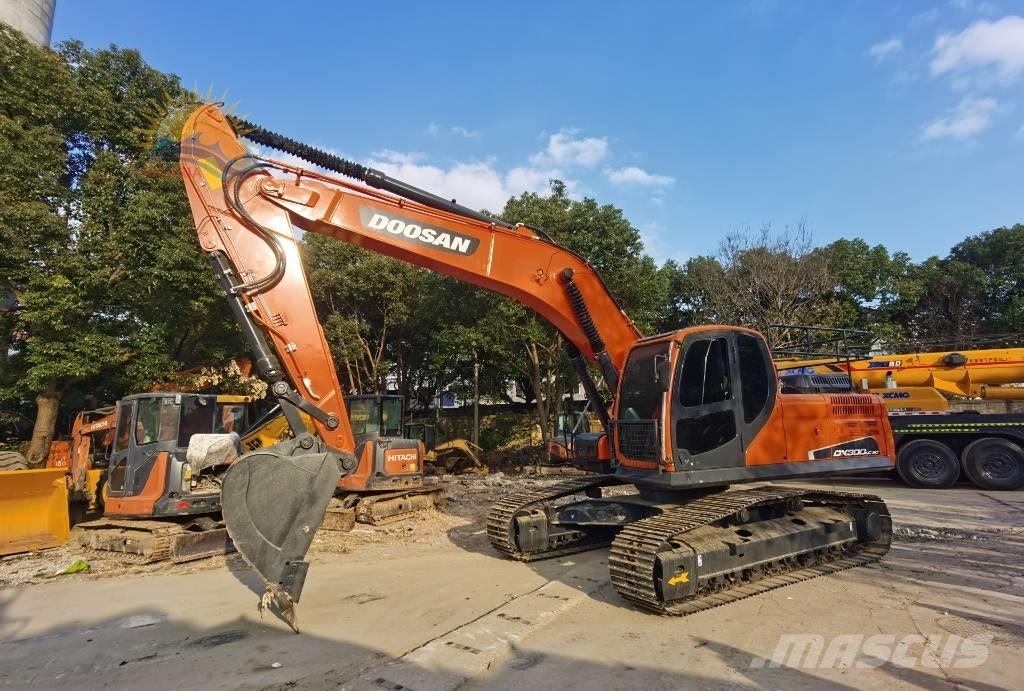 Doosan DX 300 LC Excavatoare pe șenile

