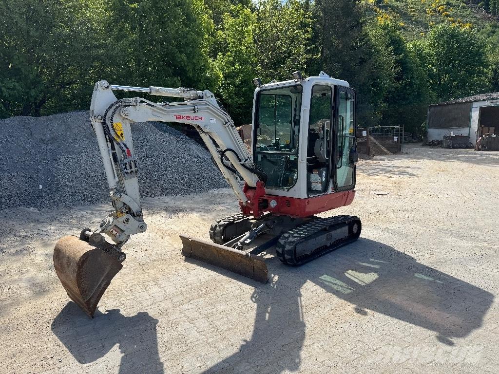 Takeuchi TB 225 Mini excavatoare < 7t